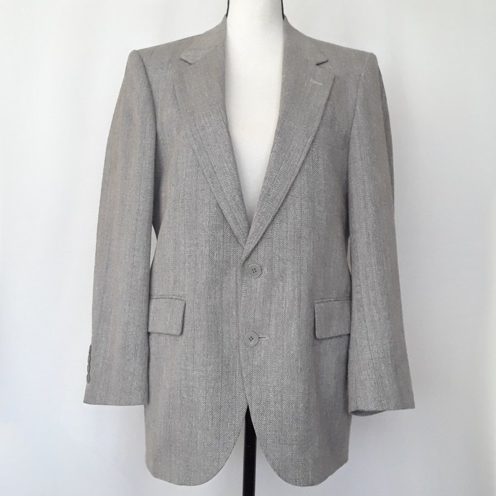 Eagle Clothes Silver Herringbone Single Vent Coat